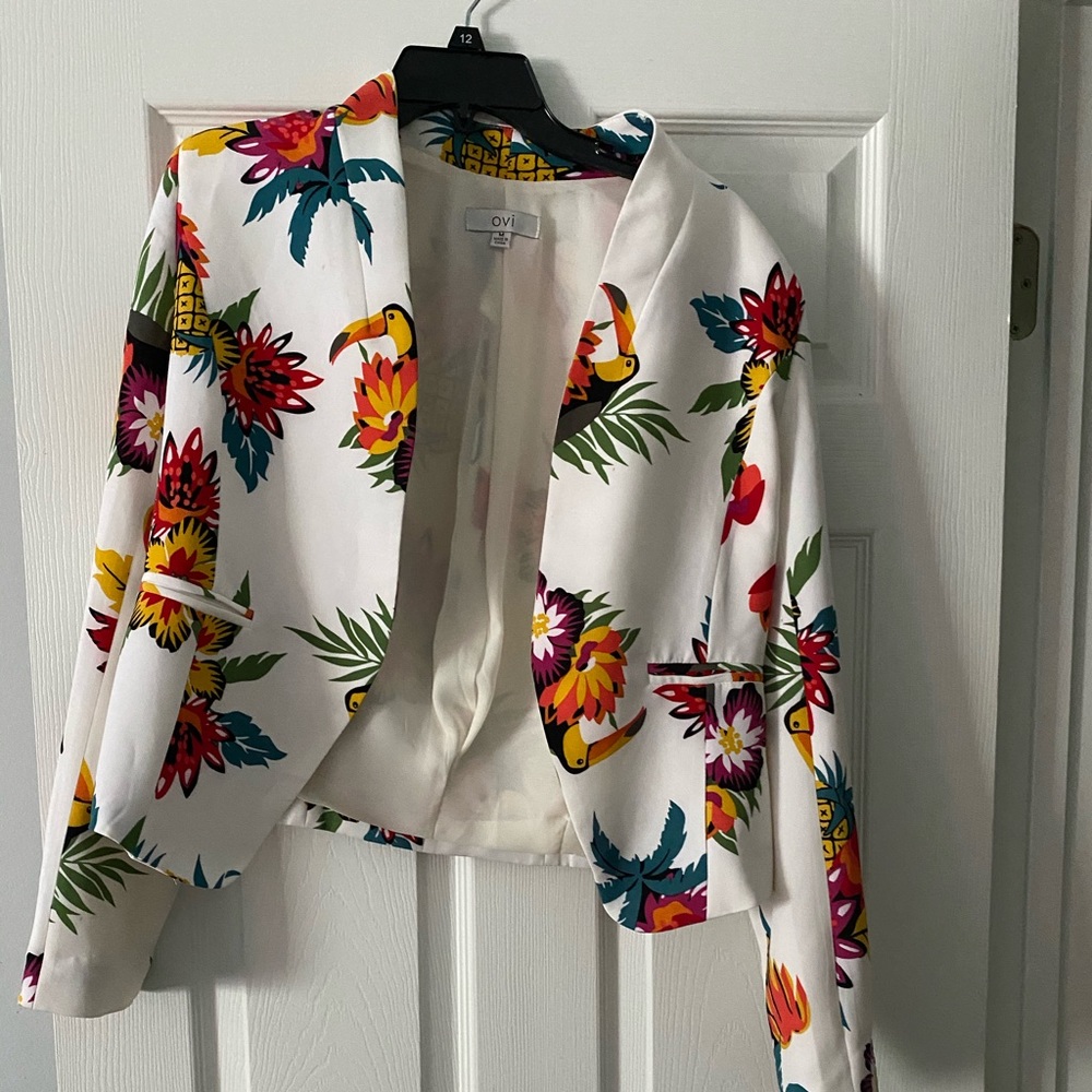 Floral/Tucan suit